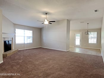 6413 Sarahs View Ct, Jacksonville, FL 32244