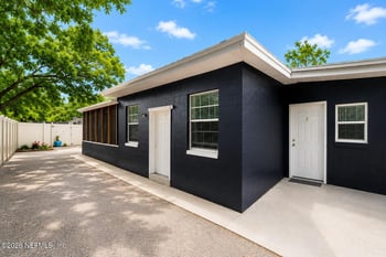 6419 N Ballejo Ct, Jacksonville, FL 32210