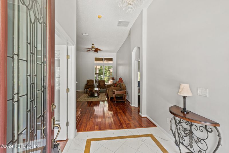 6422 Green Myrtle Dr, Jacksonville, FL 32258