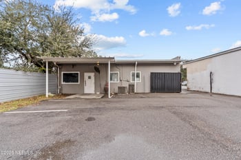 6424 Beach Blvd, Jacksonville, FL 32216
