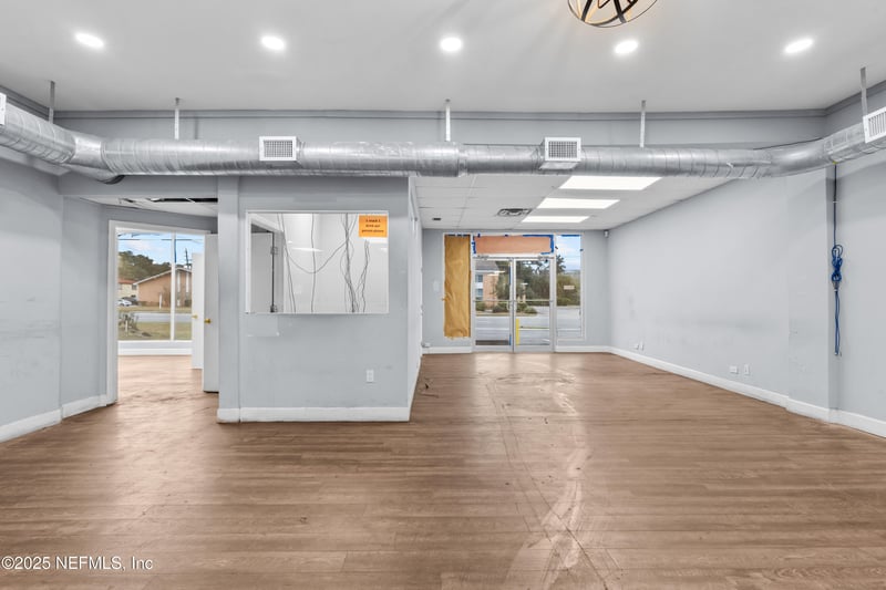 6424 Beach Blvd, Jacksonville, FL 32216