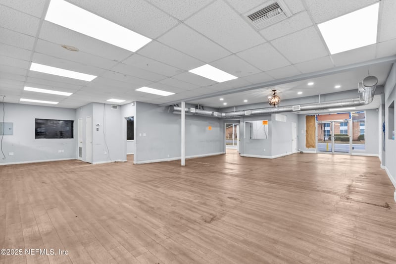 6424 Beach Blvd, Jacksonville, FL 32216