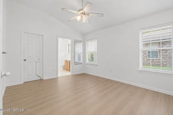 6425 Sarahs View Ct, Jacksonville, FL 32244