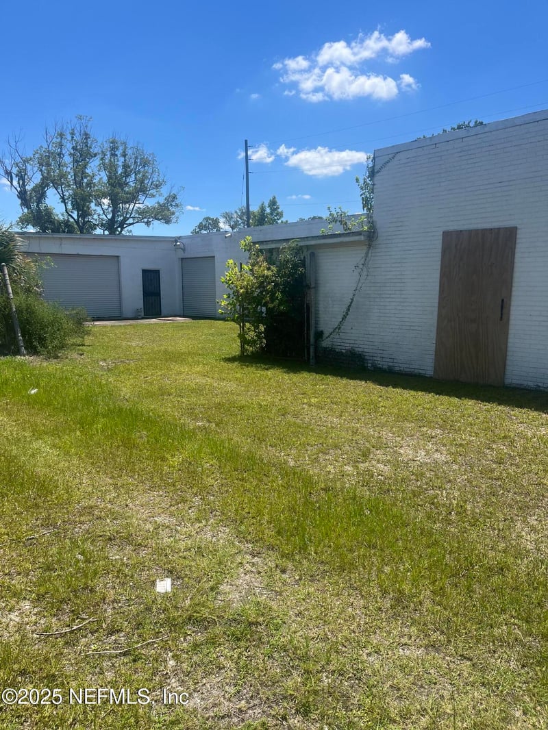6439 Restlawn Dr, Jacksonville, FL 32208