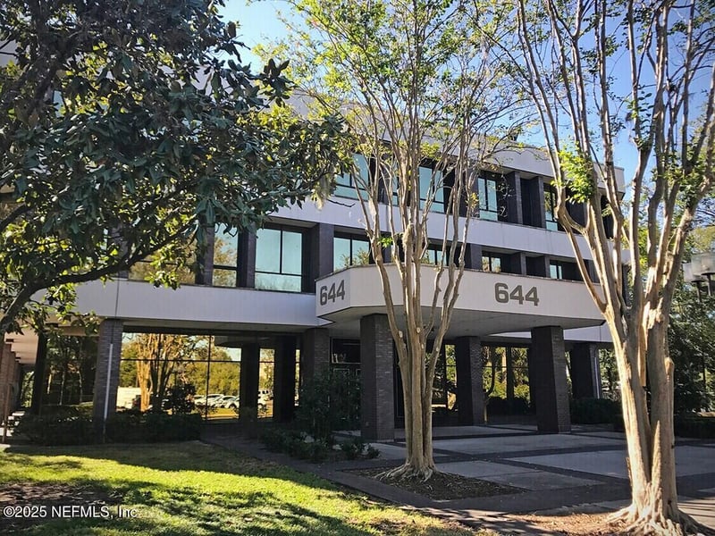 644 Cesery Blvd, Jacksonville, FL 32211