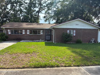6440 Manhattan Dr, Jacksonville, FL 32219
