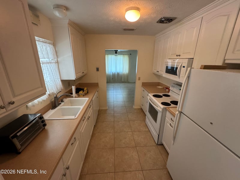 6445 Tiny Tim Ln, Jacksonville, FL 32210