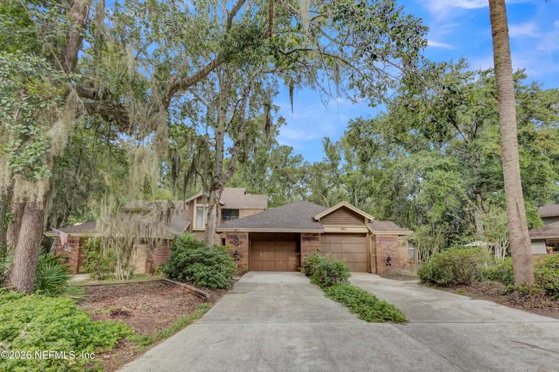 645 Wells Landing Dr, Orange Park, FL 32073