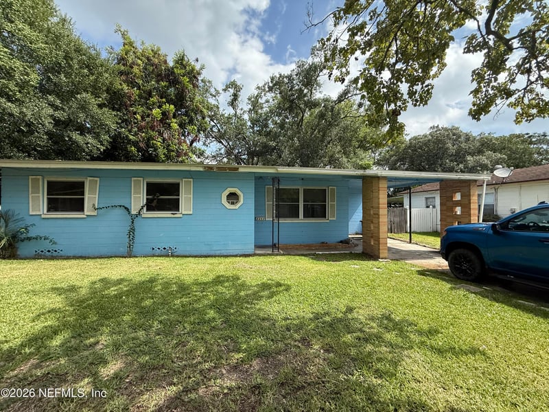 6453 Solandra Dr, Jacksonville, FL 32210