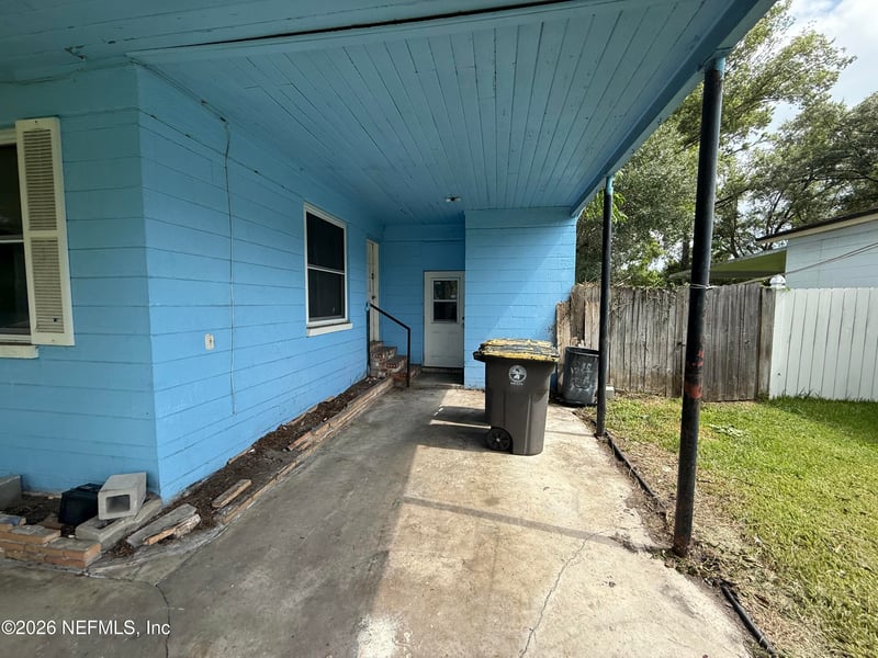 6453 Solandra Dr, Jacksonville, FL 32210