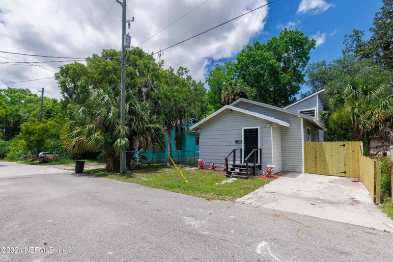 647 E 31st St, Jacksonville, FL 32206
