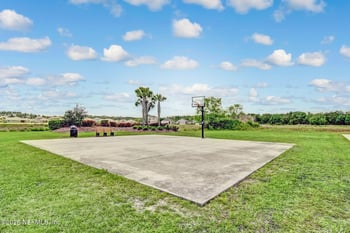 647 Sunny Stroll Dr, Middleburg, FL 32068