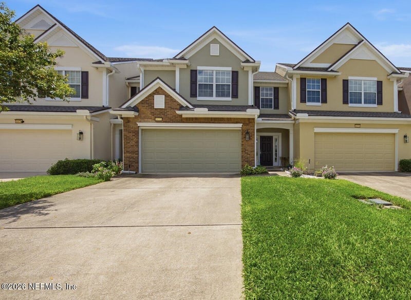 6476 Smooth Thorn Ct, Jacksonville, FL 32258