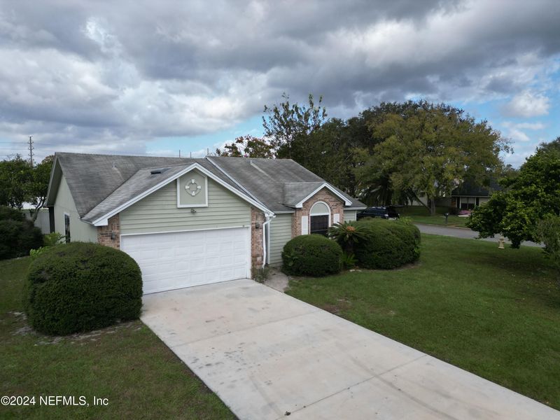 648 Purcell Dr, Jacksonville, FL 32221