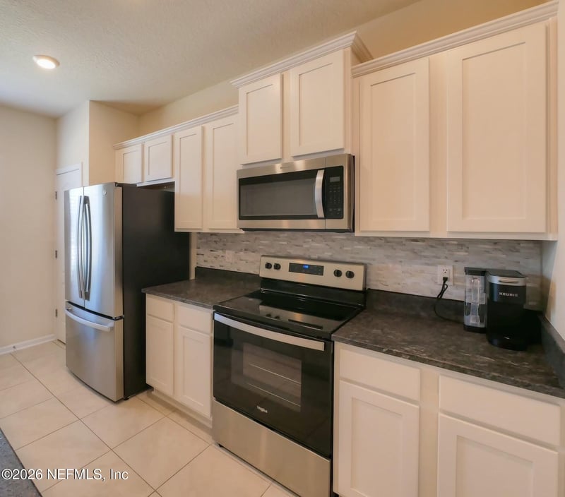 648 Yellow Oaks Ln, Orange Park, FL 32065