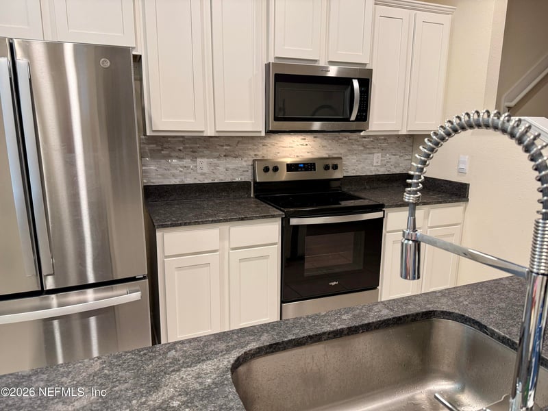 648 Yellow Oaks Ln, Orange Park, FL 32065