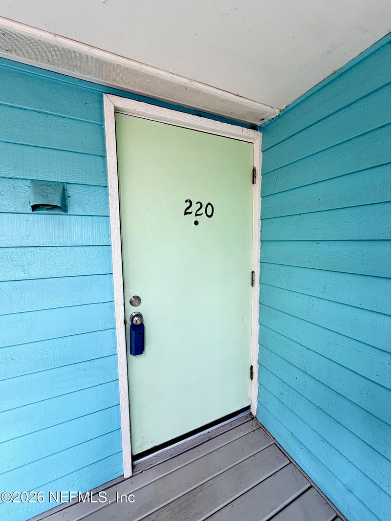 650 W Pope Rd #220, St Augustine, FL 32080