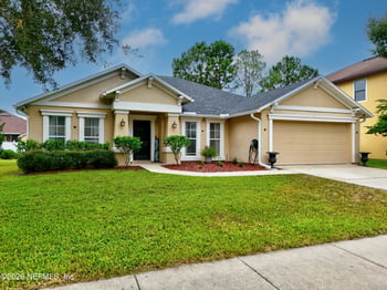 650 Wakeview Dr, Orange Park, FL 32065