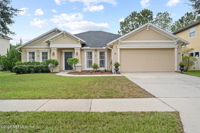 650 Wakeview Dr, Orange Park, FL 32065