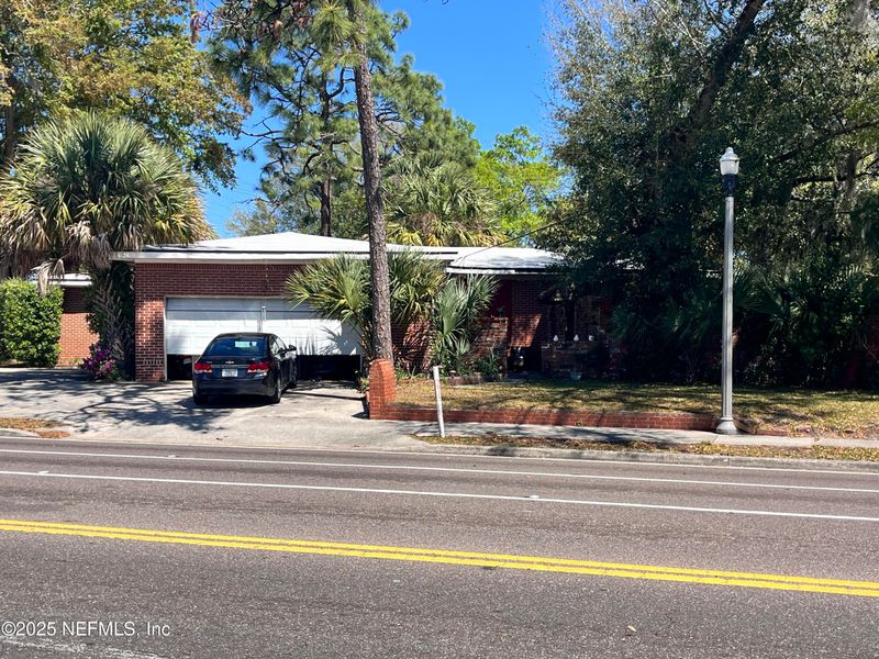 6504 Merrill Rd, Jacksonville, FL 32277