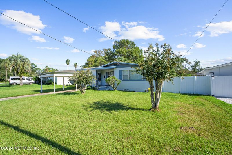 6511 Lou Dr S, Jacksonville, FL 32216