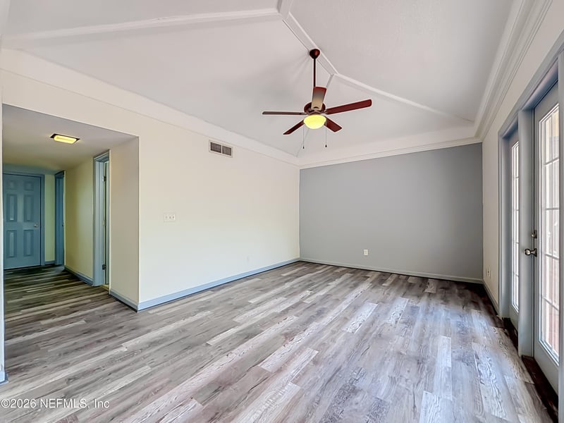 6515 W La Mirada Dr #2, Jacksonville, FL 32217