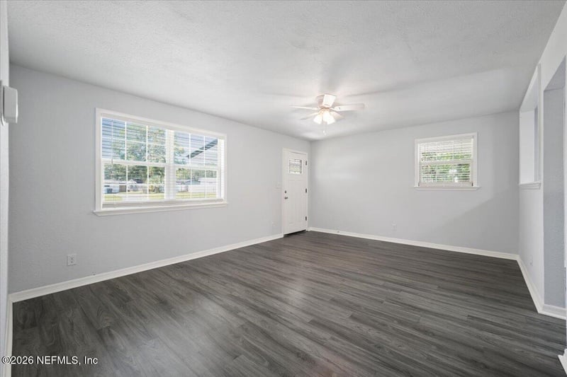 6529 Bo Peep Dr N, Jacksonville, FL 32210