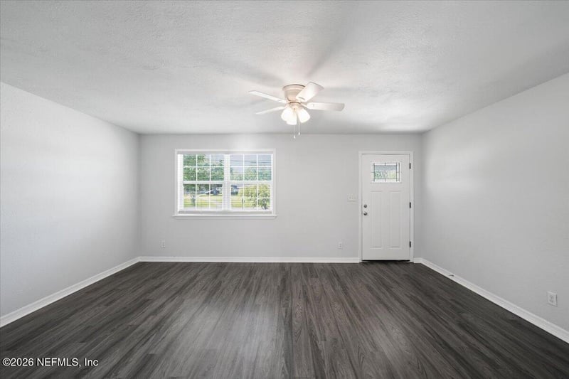 6529 Bo Peep Dr N, Jacksonville, FL 32210