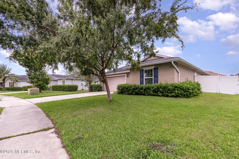 6529 Winding Greens Dr, Jacksonville, FL 32244