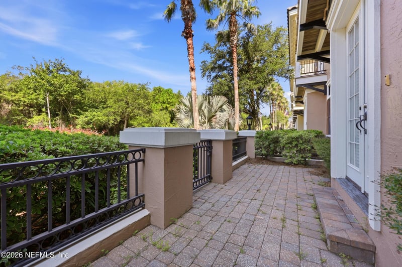 654 S Loop Pw, St Augustine, FL 32095