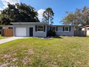 6543 Aires Rd, Jacksonville, FL 32244