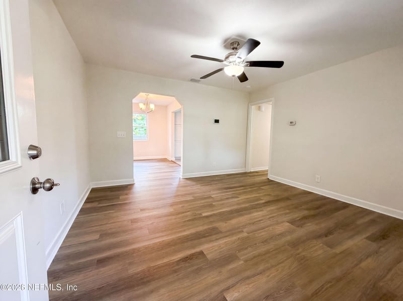 6543 Aires Rd, Jacksonville, FL 32244