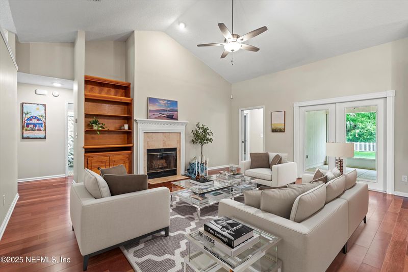 656 Marshview Dr, Jacksonville Beach, FL 32250
