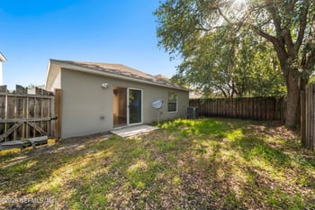 6570 Gentle Oaks Dr S, Jacksonville, FL 32244