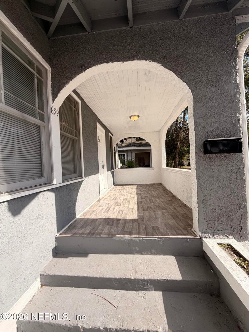 659 Basswood St, Jacksonville, FL 32206
