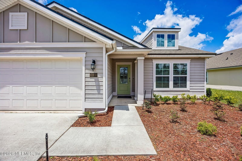 65908 Edgewater Dr, Yulee, FL 32097
