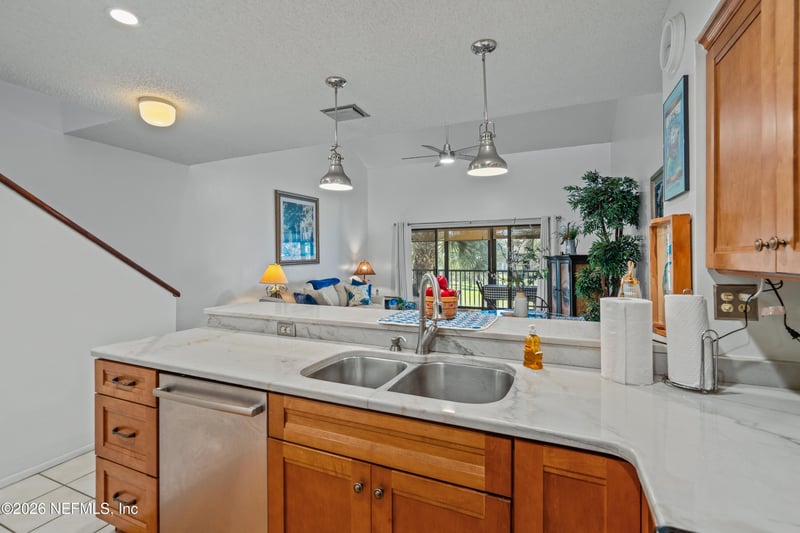 66 Village Del Lago Cir, St Augustine Beach, FL 32080