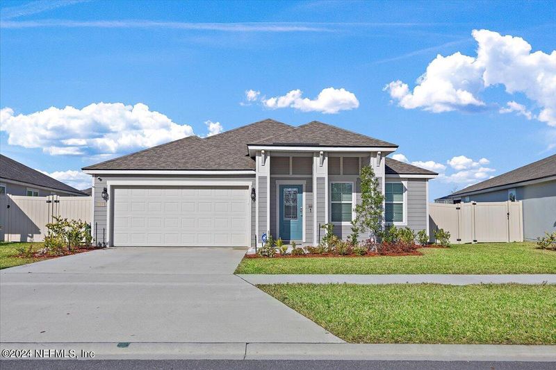 66044 Edgewater Dr, Yulee, FL 32097