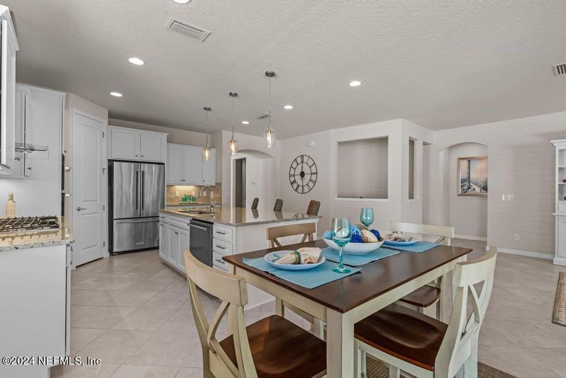 661 Broomsedge Cir, St Augustine, FL 32095