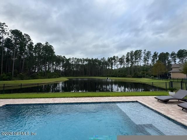 661 Fort William Dr, St Johns, FL 32259