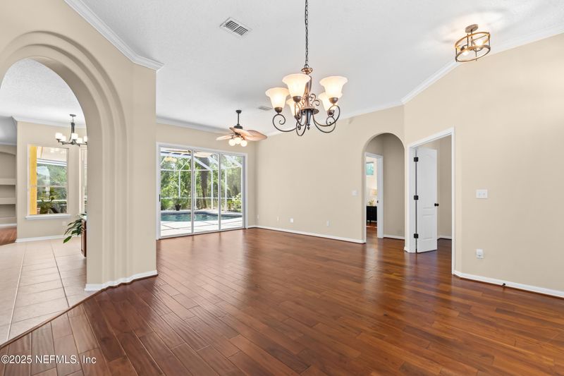 661 Wakeview Dr, Orange Park, FL 32065