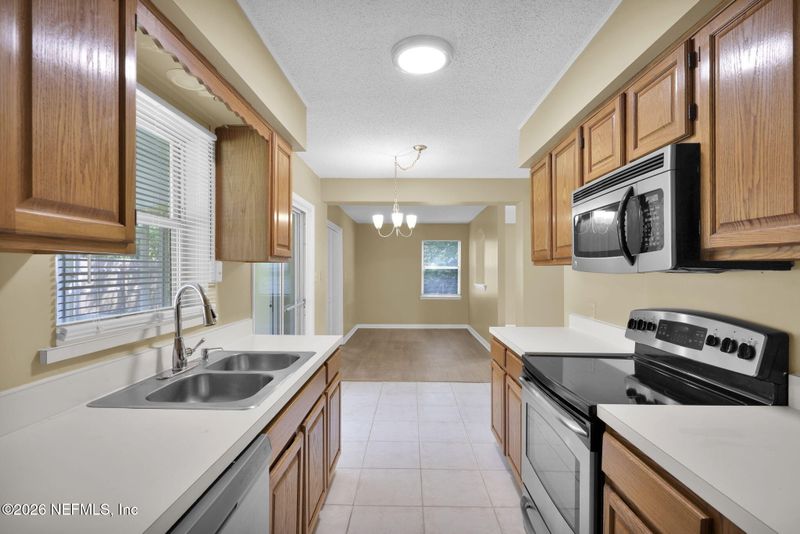 6611 Starling Ave, Jacksonville, FL 32216