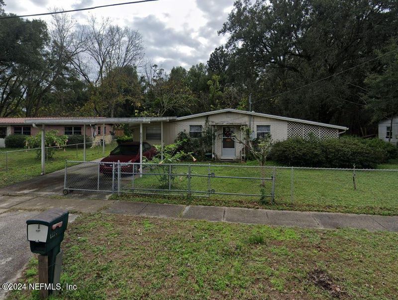 6614 Burpee Dr S, Jacksonville, FL 32210