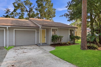 6620 Wellington Place Ln, Jacksonville, FL 32216