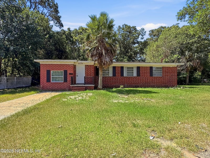 6628 Pine Summit Dr, Jacksonville, FL 32211