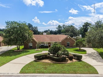 663 Kilchurn Dr, Orange Park, FL 32073