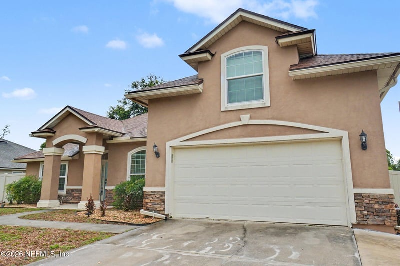663 Mandy Oaks Dr, Jacksonville, FL 32220