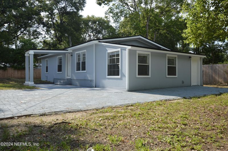 6630 Seaboard Ave, Jacksonville, FL 32244
