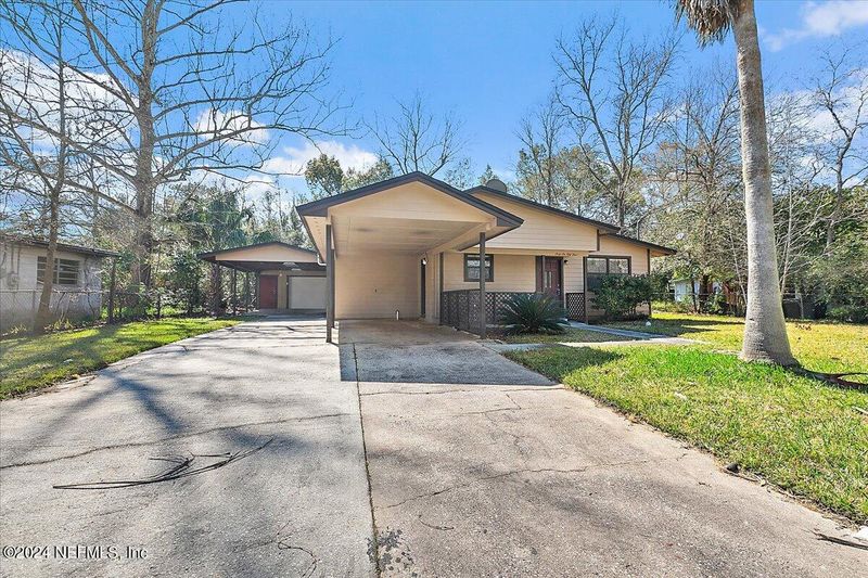 6654 Cinderella Rd, Jacksonville, FL 32210