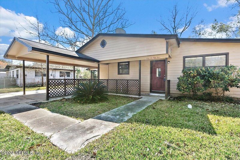 6654 Cinderella Rd, Jacksonville, FL 32210
